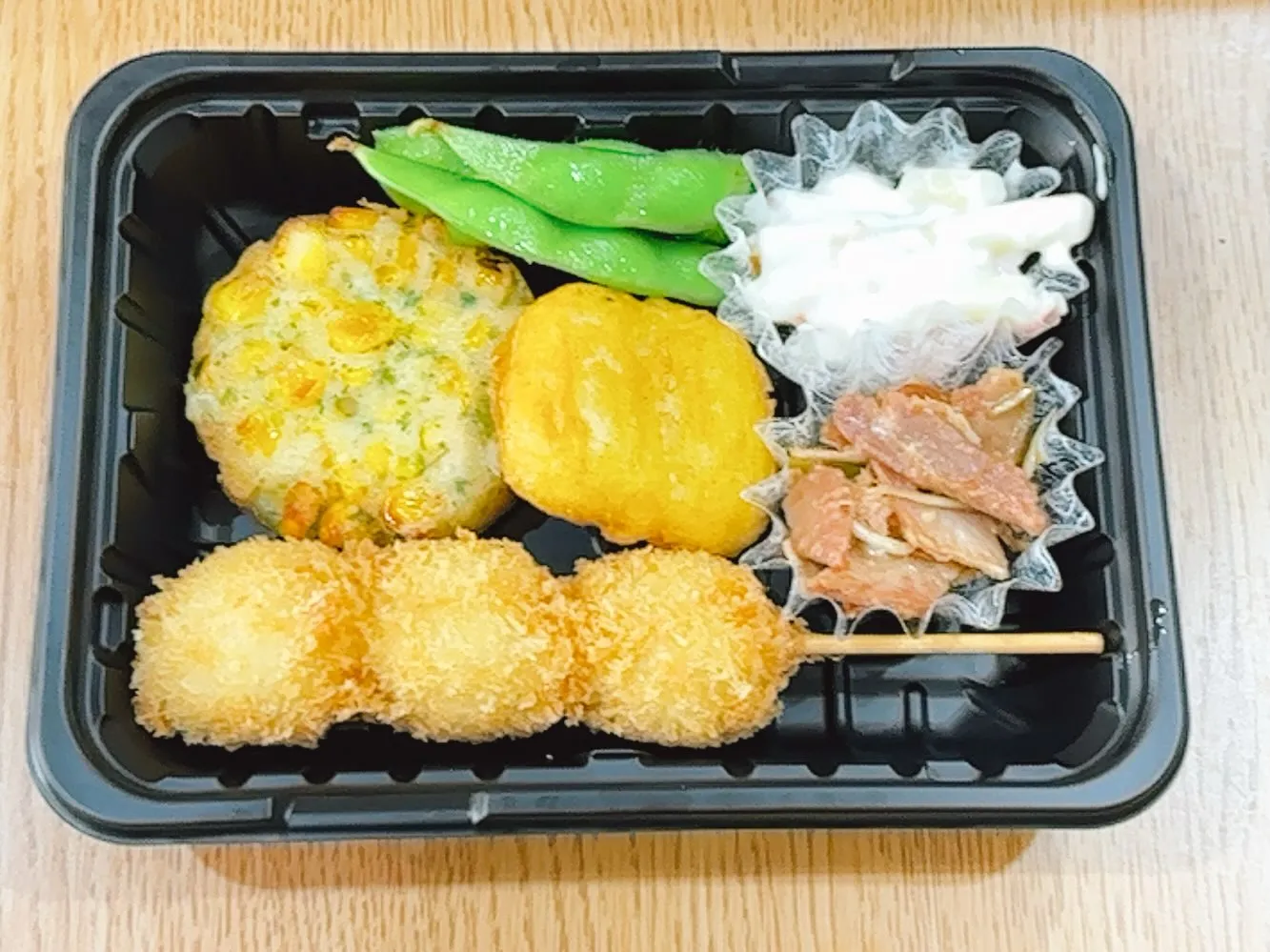 名古屋市西区の庄内通でオレンジ色の看板が目印のおべんとうオリ...
